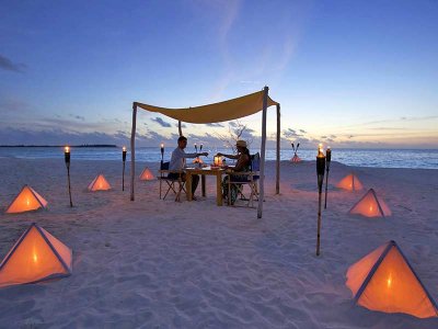 Six Senses Laamu Beach Dining