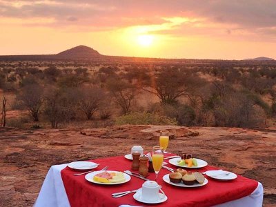 Serena Hotels Lion Breakfast