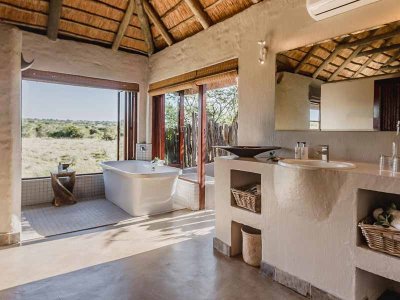 Hlosi Game Lodge