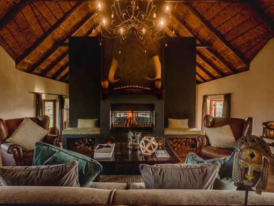 Hlosi Game Lodge