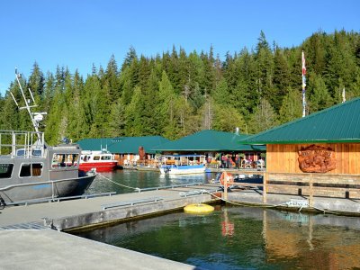 Knight Inlet Lodge