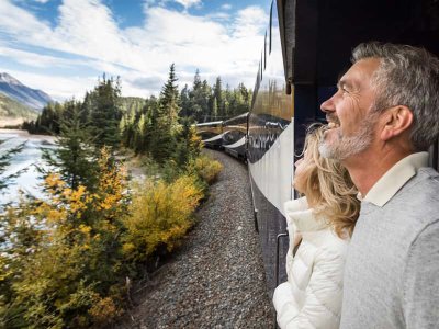 Rocky Mountaineer, GoldLeaf Viewing Platform