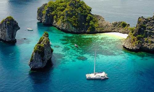 Islands Sailing with G Adventures